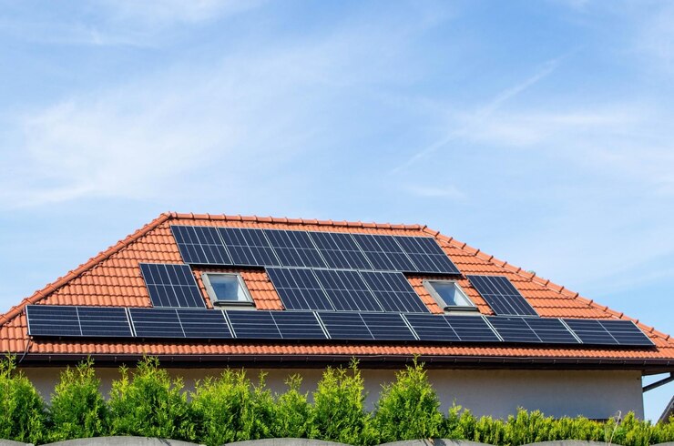 What you need to know before installing rooftop solar panels